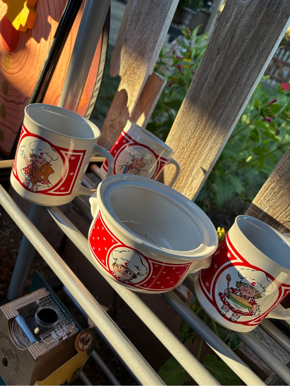 Vintage Red Chef Pattern Ceramic Serveware Set - 4 Pieces